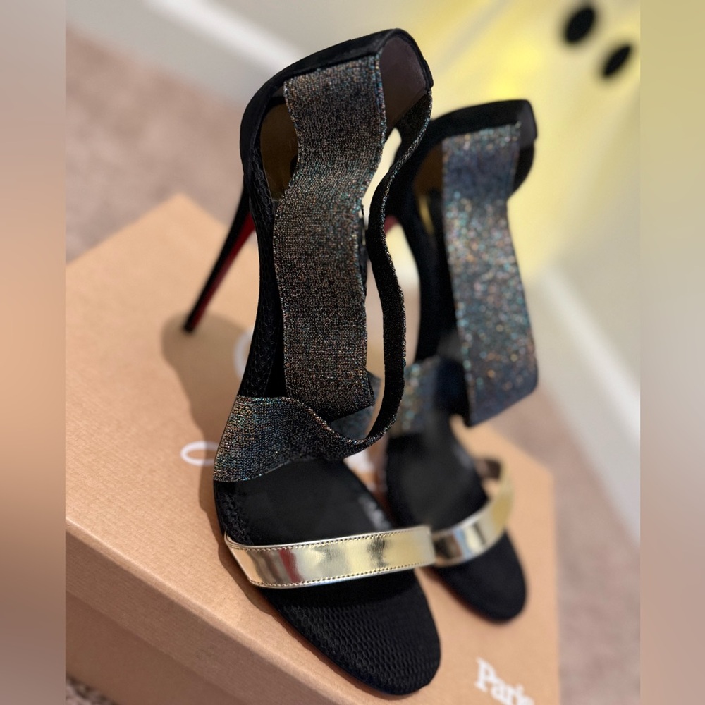 Gently worn Christian Louboutin Heels